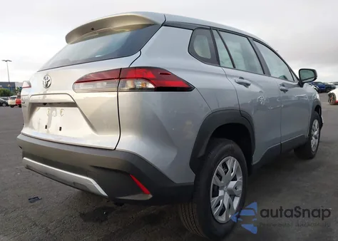 2026 Toyota Corolla Cross L из США, поврежденный, VIN 7MUAAAAG8TV151842